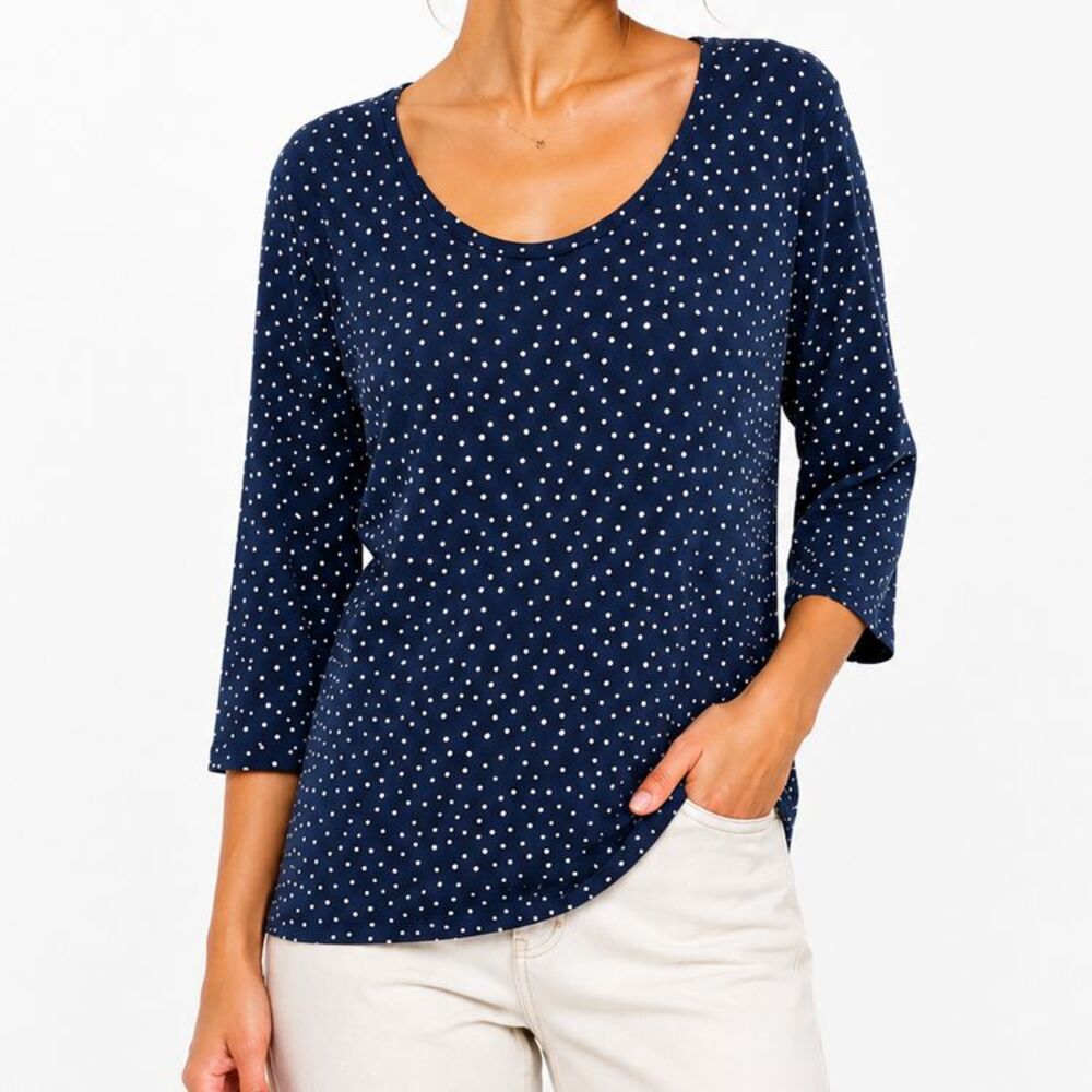 Chico's Navy White Polka Dot Top XL Size 3 3/4 Sleeve Rayon Stretch Scoop Neck